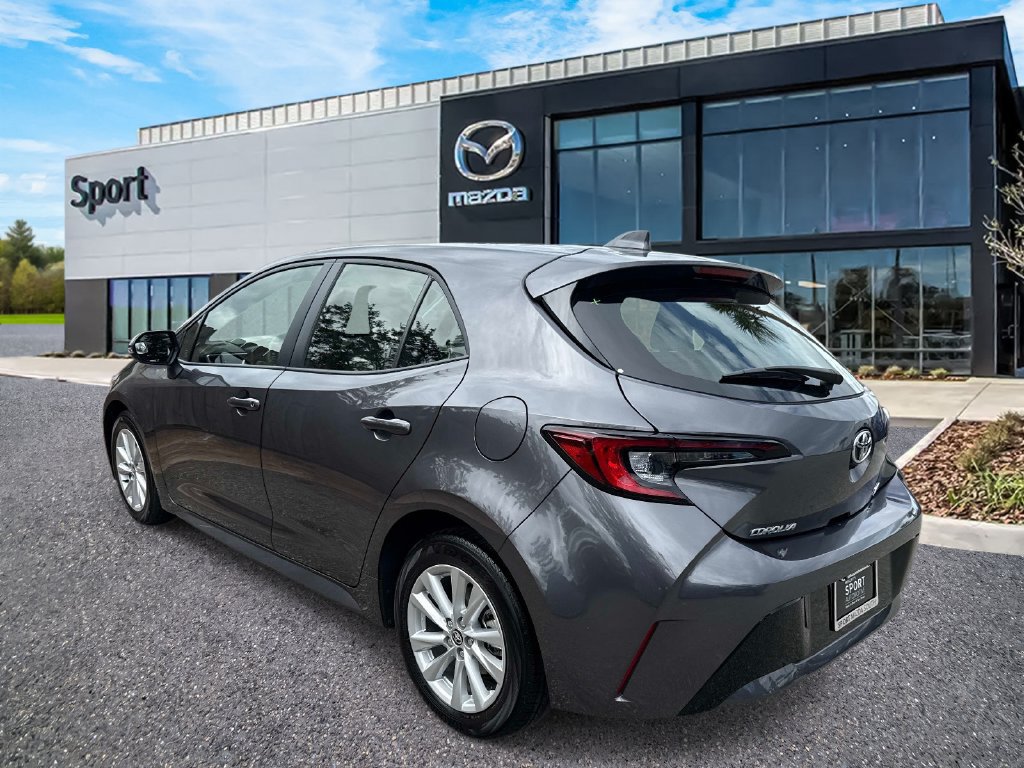 Used 2025 Toyota Corolla SE FWD image 6