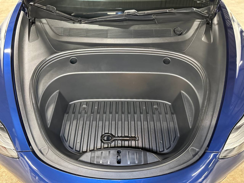 Used 2021 Tesla Model 3 Standard Range Plus RWD image 4