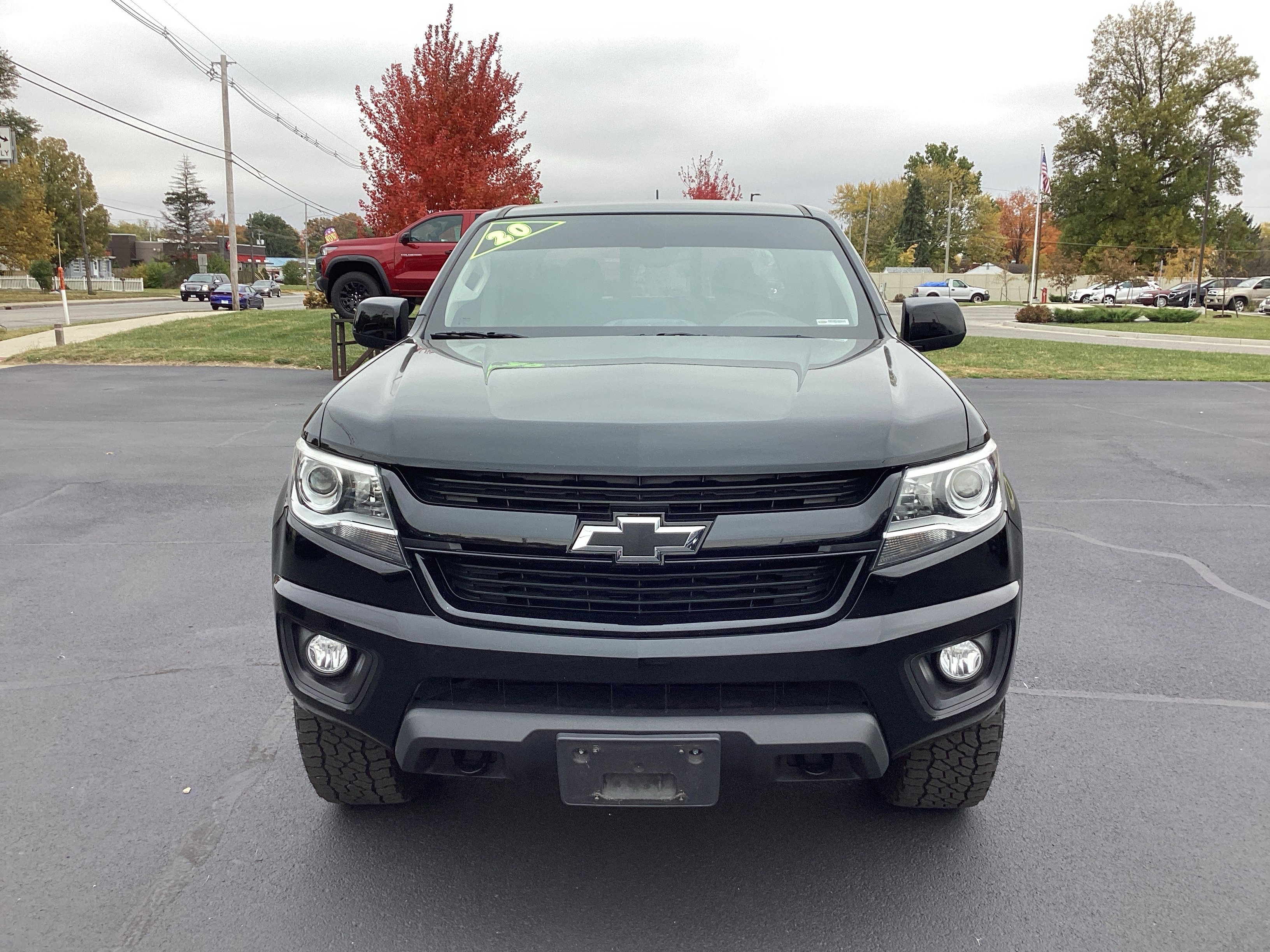 Used 2020 Chevrolet Colorado Z71 w/ Z71 Midnight Edition image 9