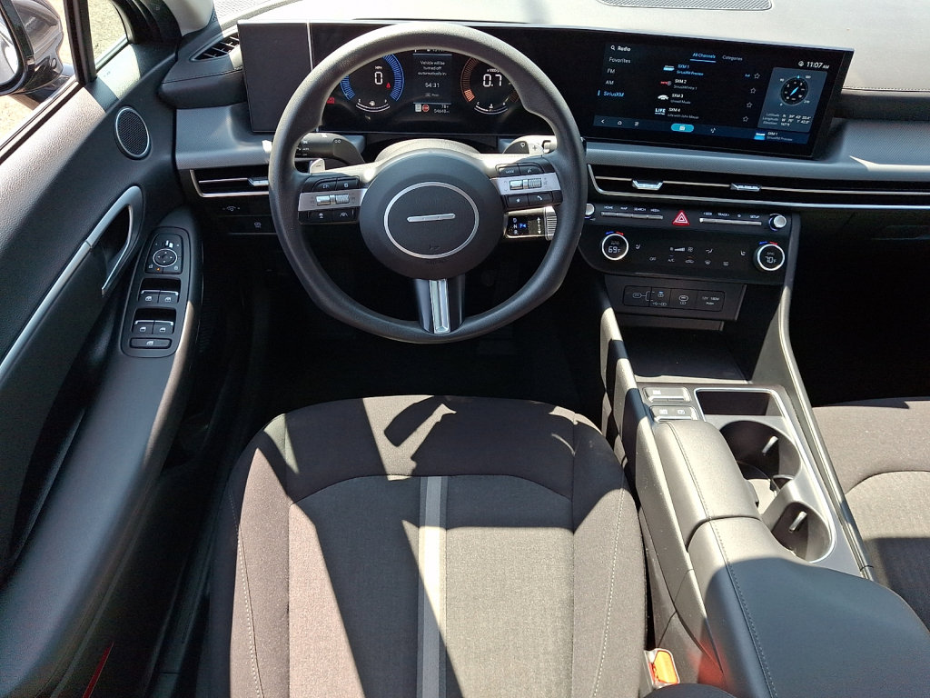 Used 2025 Hyundai Sonata SEL FWD image 22
