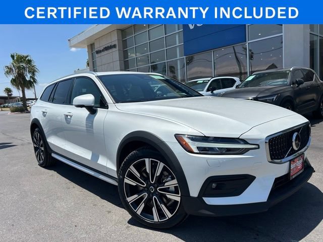 New 2026 Volvo V60 B5 Cross Country Ultra w/ Protection Package Premier AWD/4WD image 1