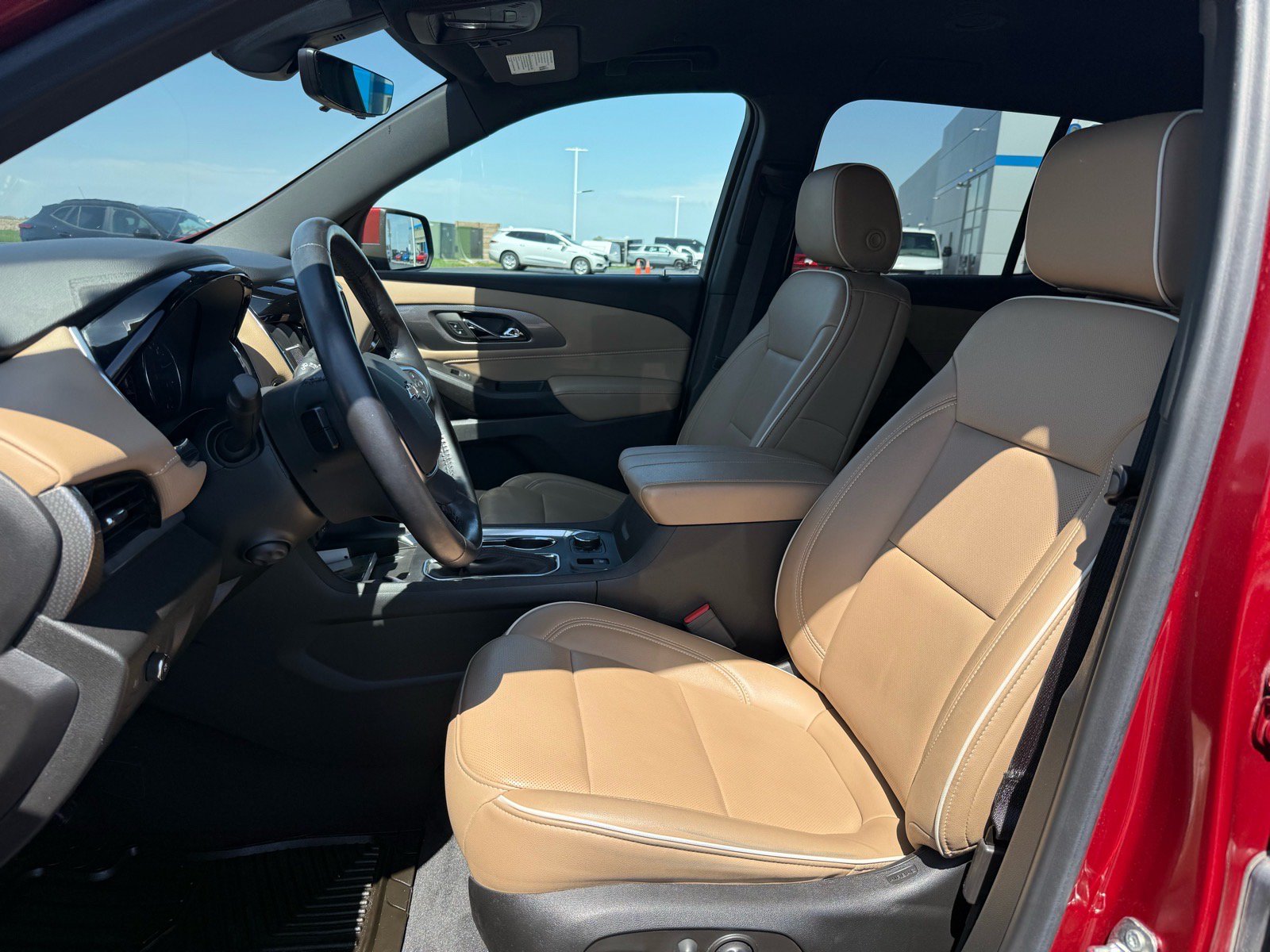 Used 2022 Chevrolet Traverse Premier AWD/4WD image 11