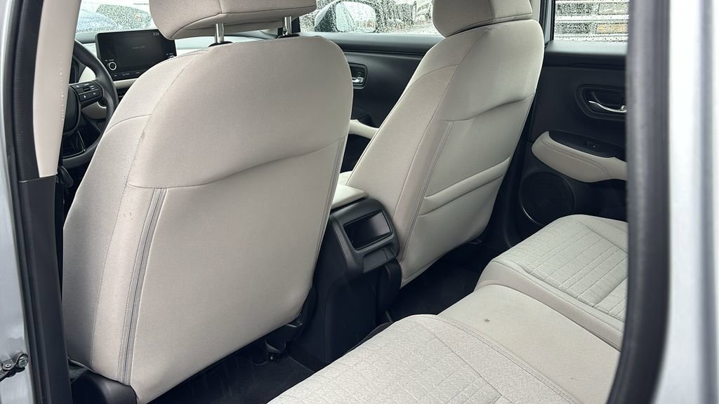 Certified 2025 Honda HR-V LX image 31