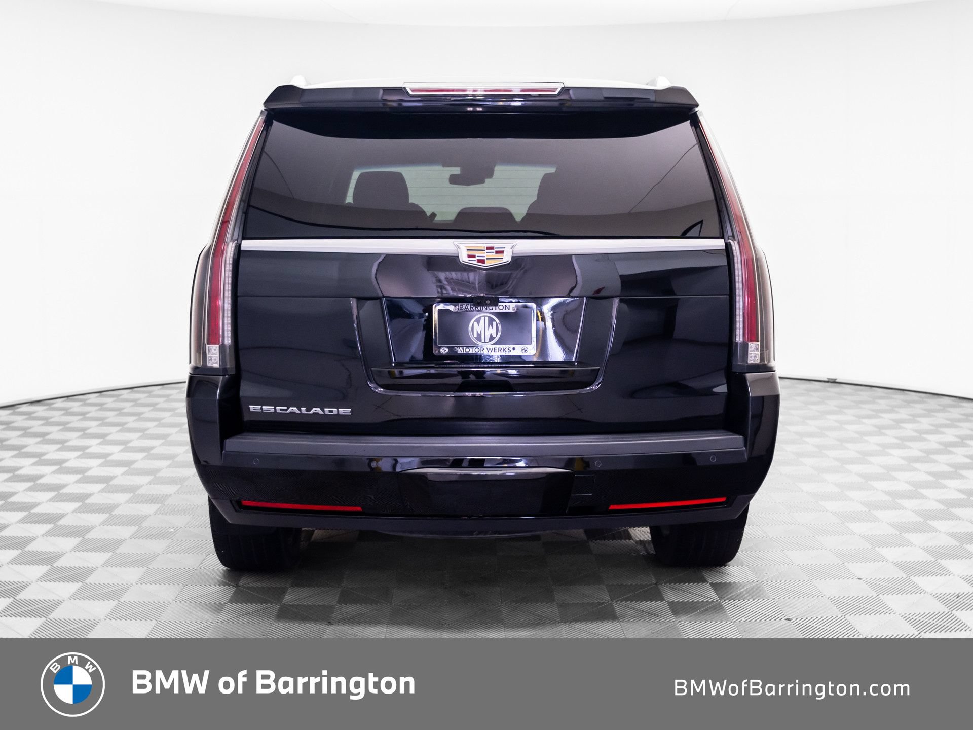 Used 2019 Cadillac Escalade Luxury AWD/4WD image 3