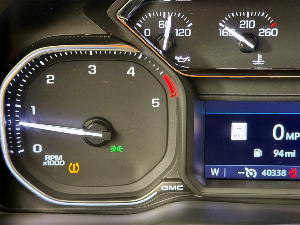 Used 2023 GMC Sierra 2500 AT4 w/ AT4 Preferred Package image 13