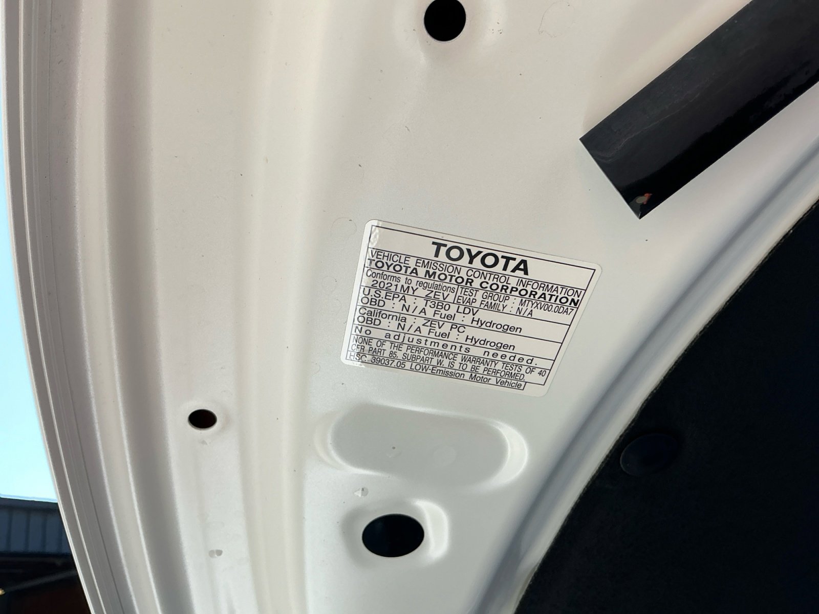 Used 2021 Toyota Mirai XLE w/ Advanced Technology Package image 23