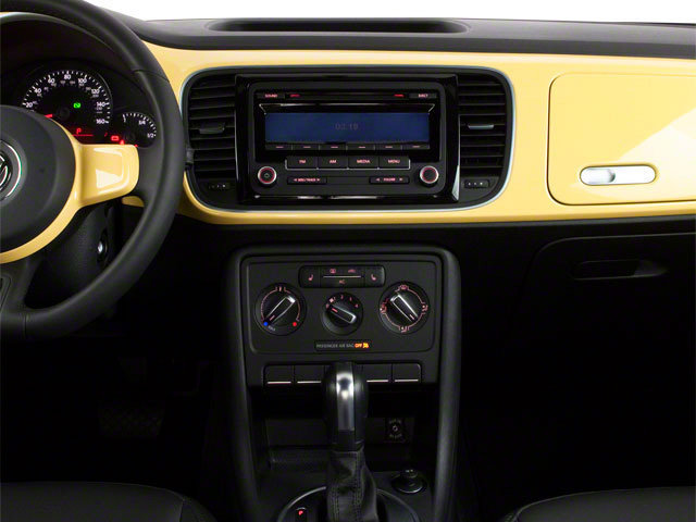 Used 2012 Volkswagen Beetle 2.5 image 10