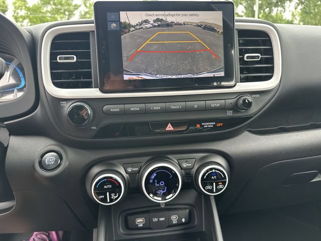 New 2026 Hyundai Venue SEL FWD image 23