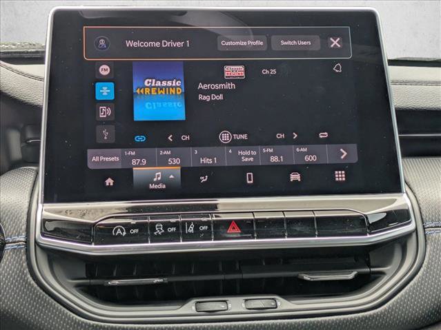 New 2026 Jeep Compass Latitude image 13