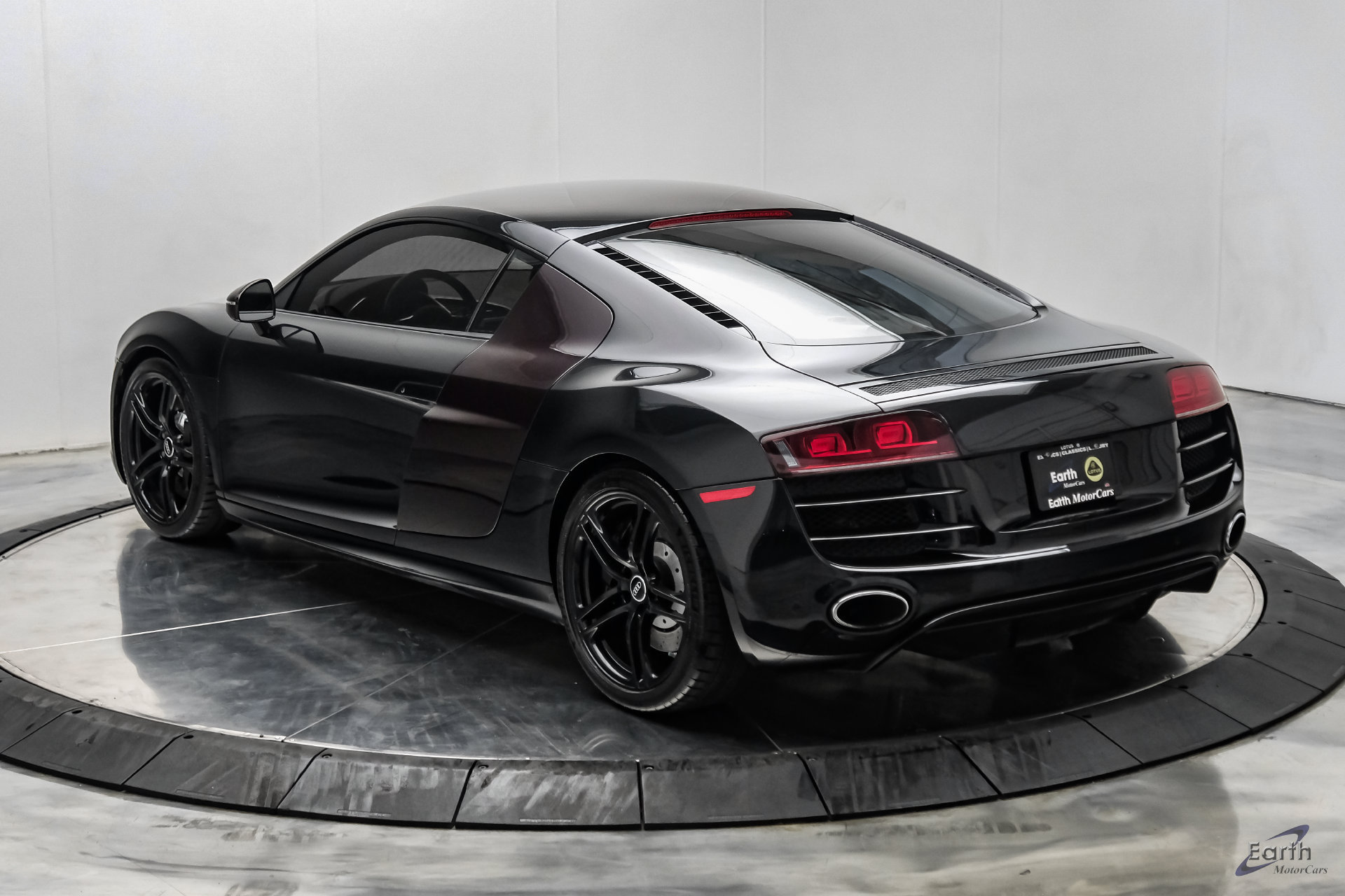 Used 2011 Audi R8 V10 AWD/4WD image 14