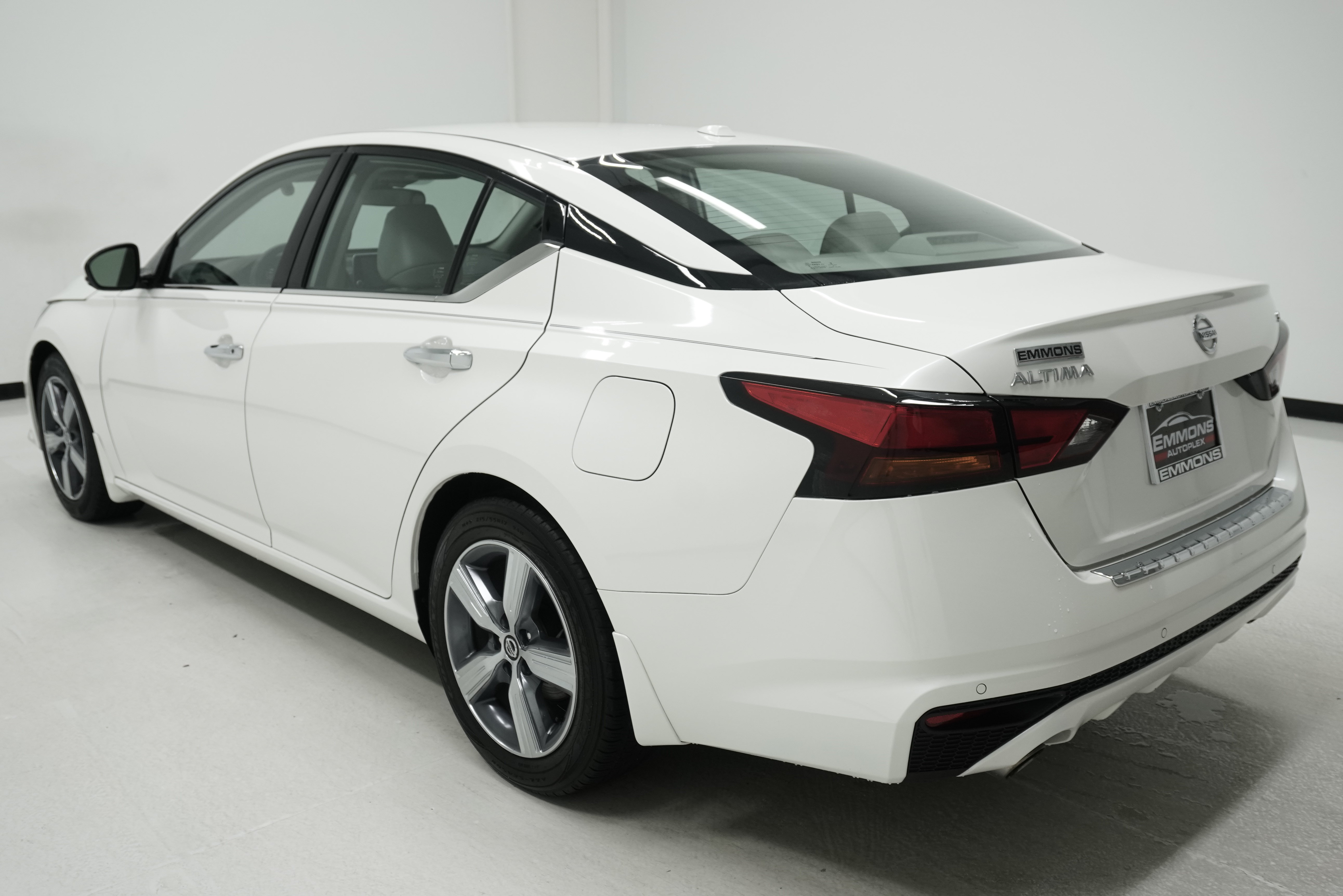 Used 2021 Nissan Altima 2.5 SL FWD image 6