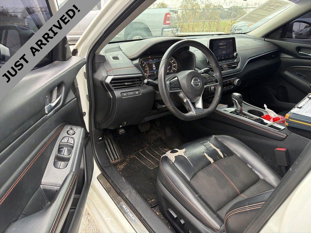 Used 2019 Nissan Altima 2.5 SR w/ SR Premium Package image 9