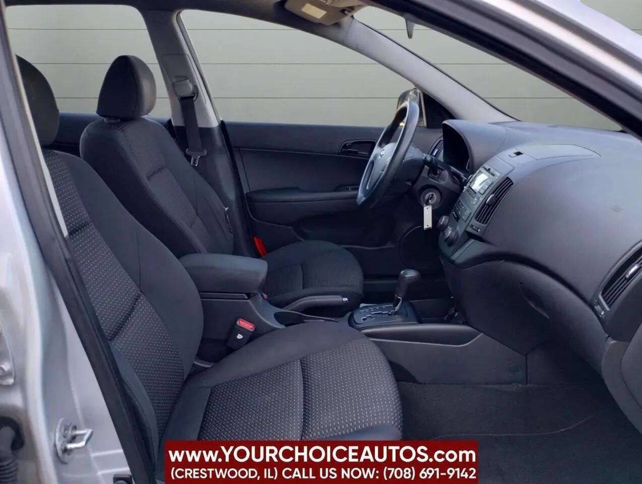 Used 2012 Hyundai Elantra GLS FWD image 20
