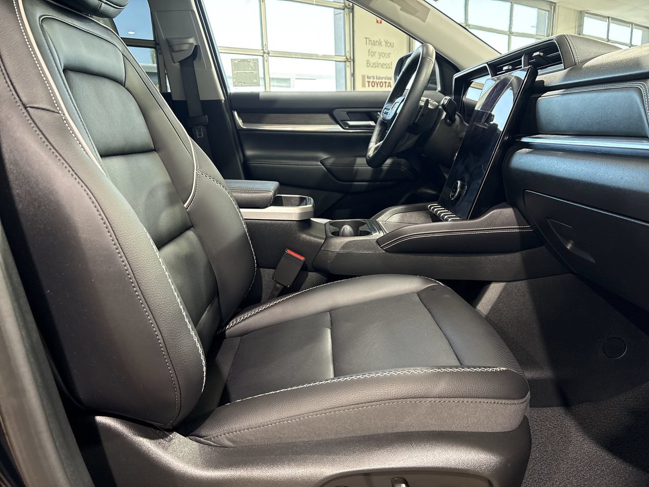 Used 2026 GMC Terrain Denali AWD/4WD image 26