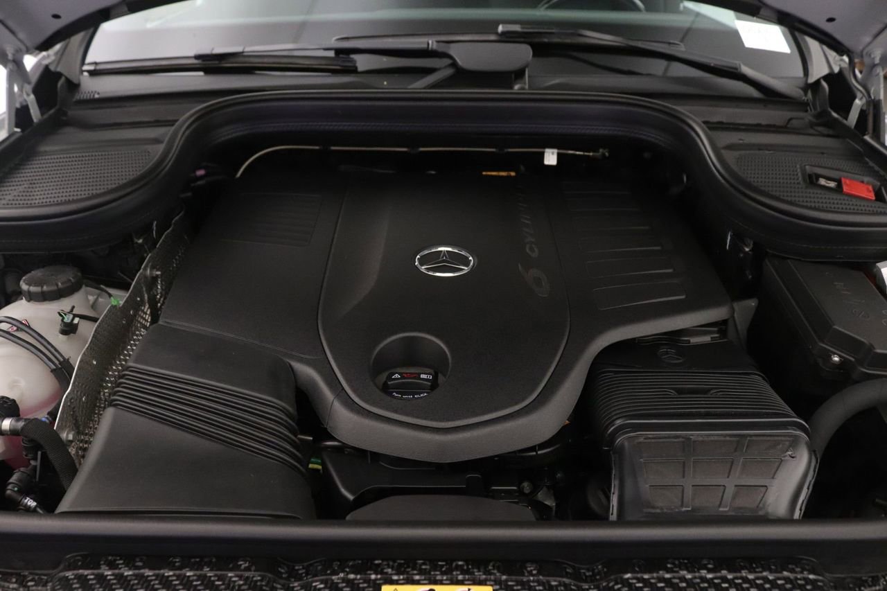 New 2026 Mercedes-Benz GLE 450 4MATIC Coupe image 11
