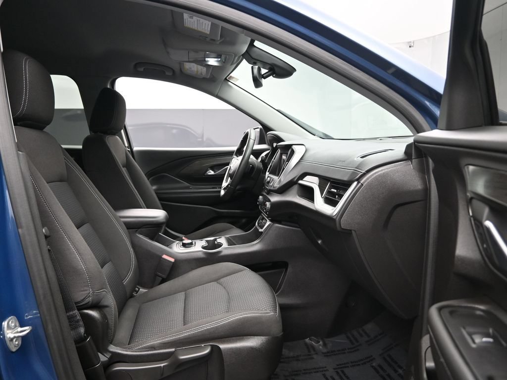 Used 2024 GMC Terrain SLE AWD/4WD image 32