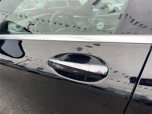 Used 2019 Mercedes-Benz GLC 300 4MATIC image 12