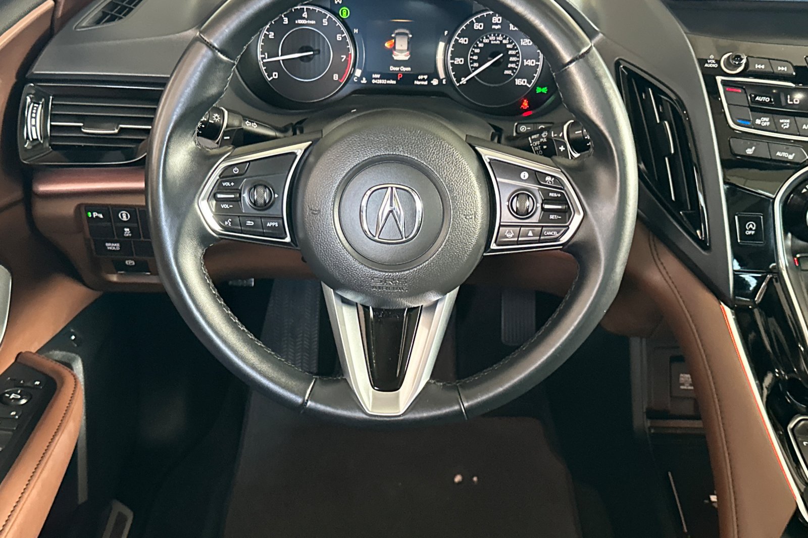 Used 2024 Acura RDX w/ Technology Package AWD/4WD image 11