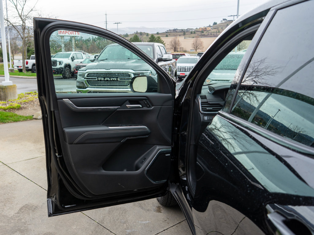 New 2026 GMC Acadia Elevation w/ Black Edition AWD/4WD image 19