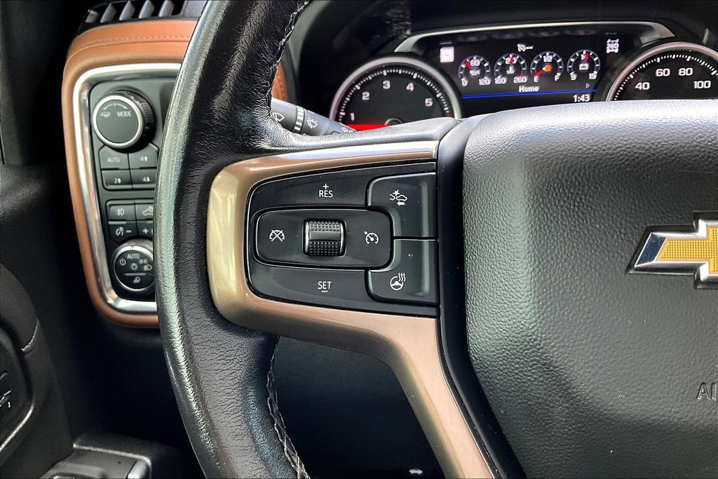 Used 2022 Chevrolet Silverado 3500 High Country w/ Technology Package image 20