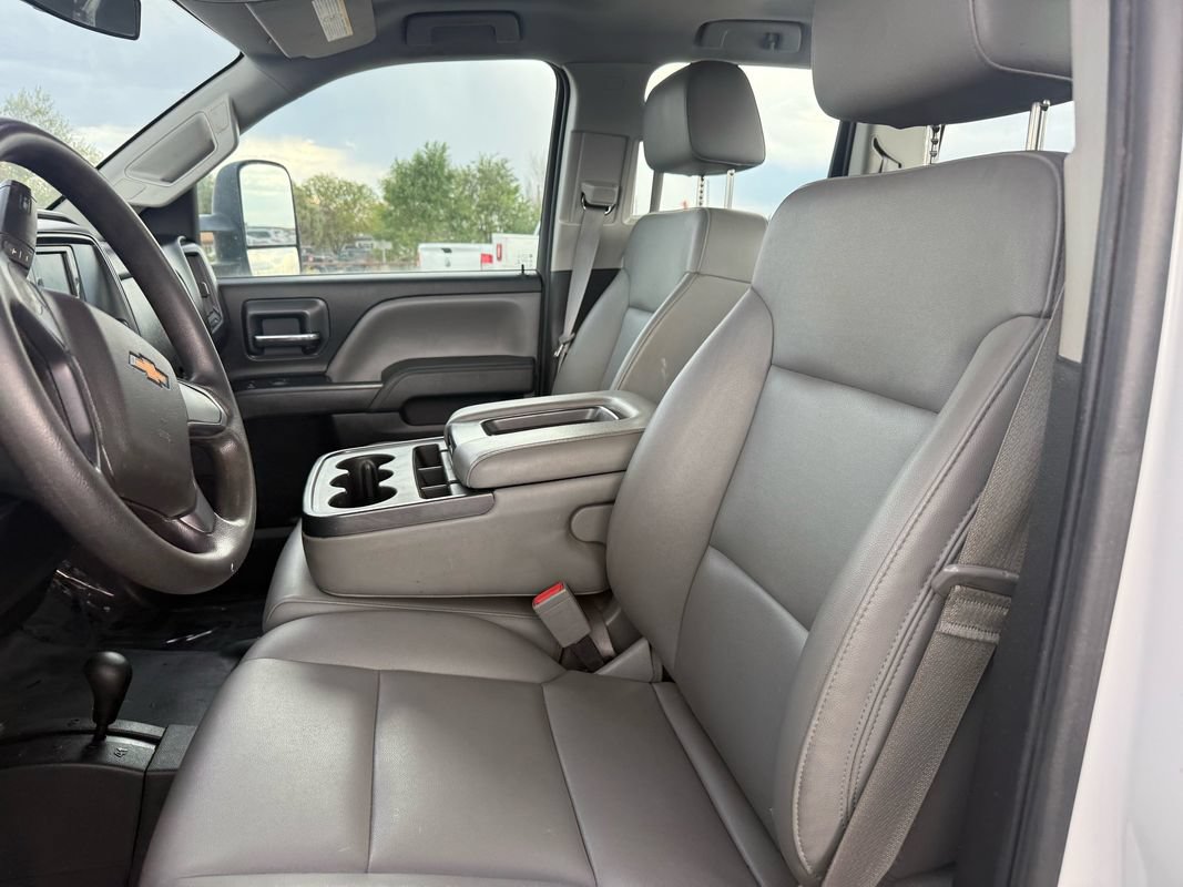 Used 2015 Chevrolet Silverado 2500 W/T AWD/4WD image 30