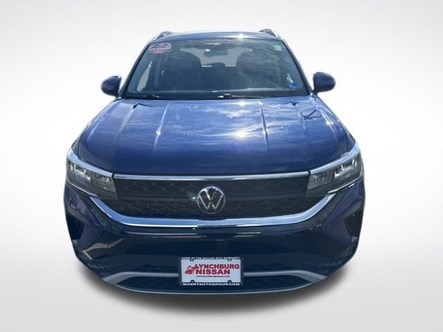 Used 2024 Volkswagen Taos SE image 8