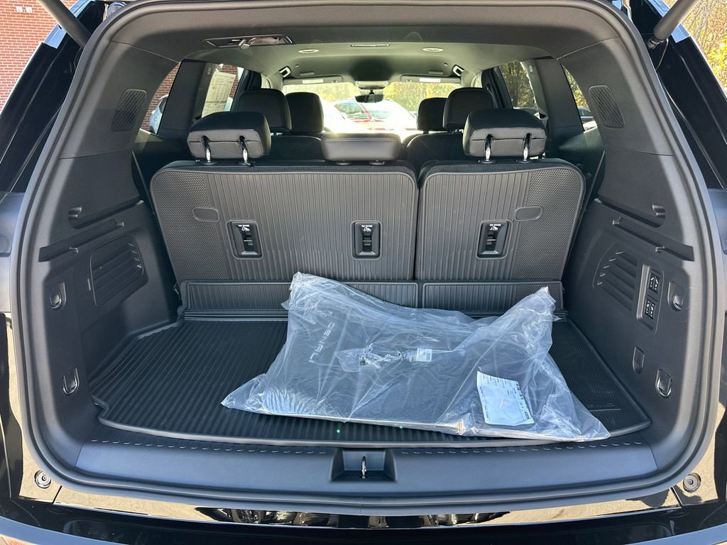 New 2026 GMC Acadia Denali w/ Super Cruise Package image 19
