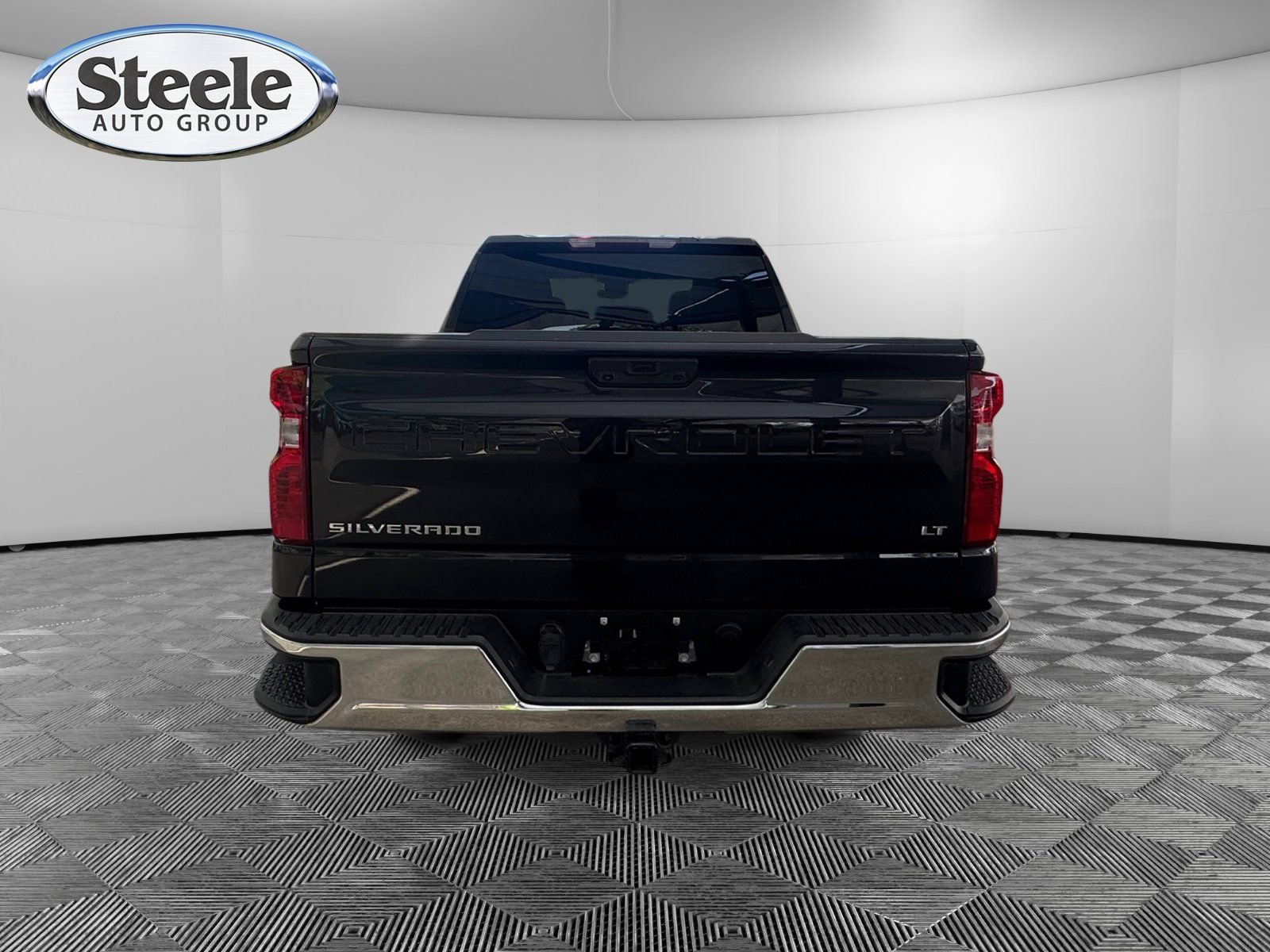 Certified 2023 Chevrolet Silverado 1500 LT AWD/4WD image 4
