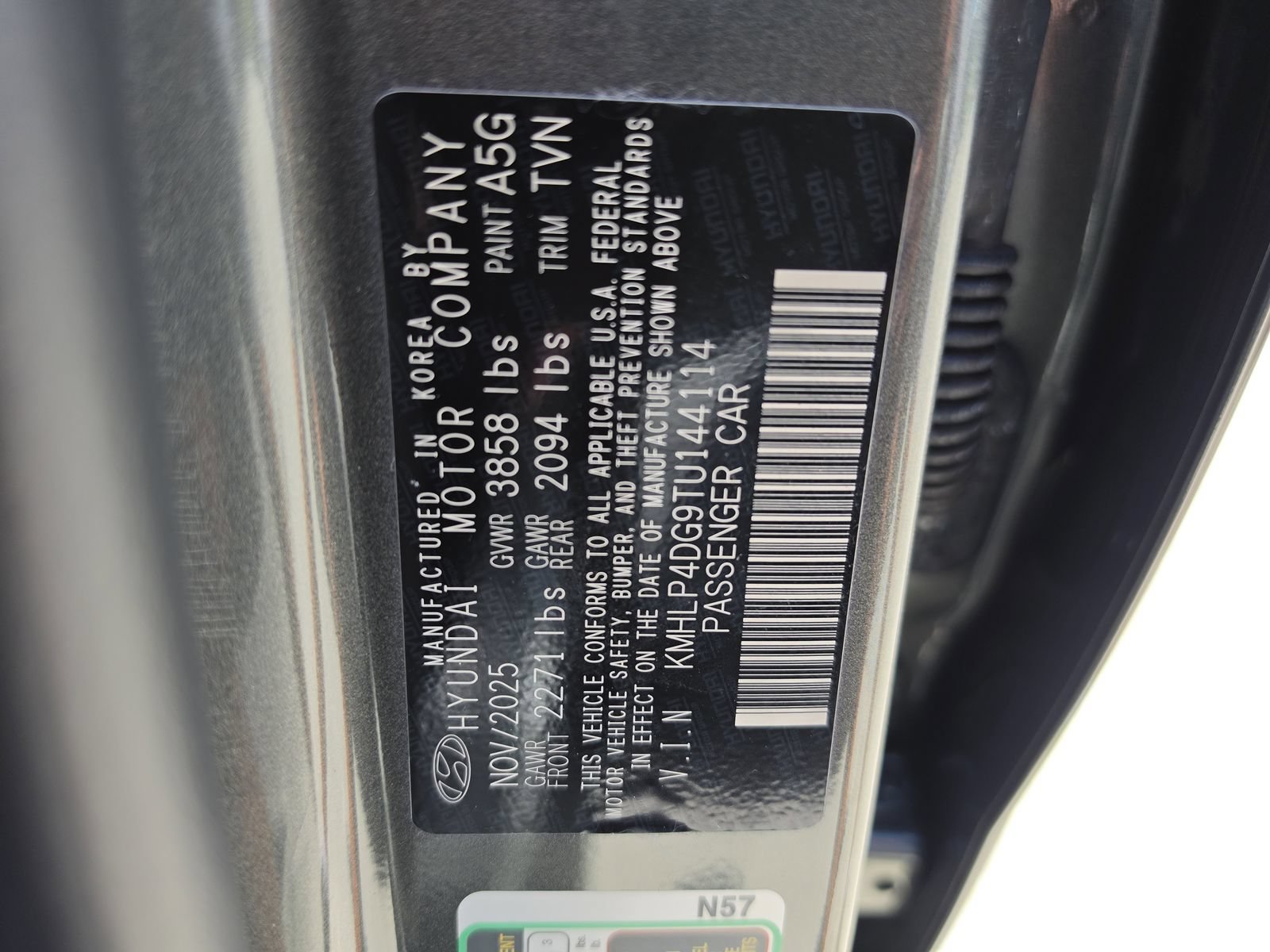 New 2026 Hyundai Elantra Limited FWD image 36