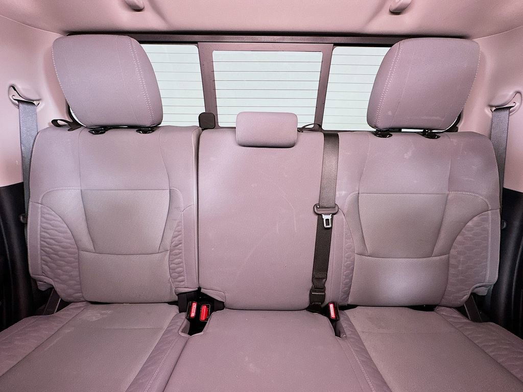 Used 2022 Toyota Tundra SR5 w/ SR5 Convenience Package RWD image 13