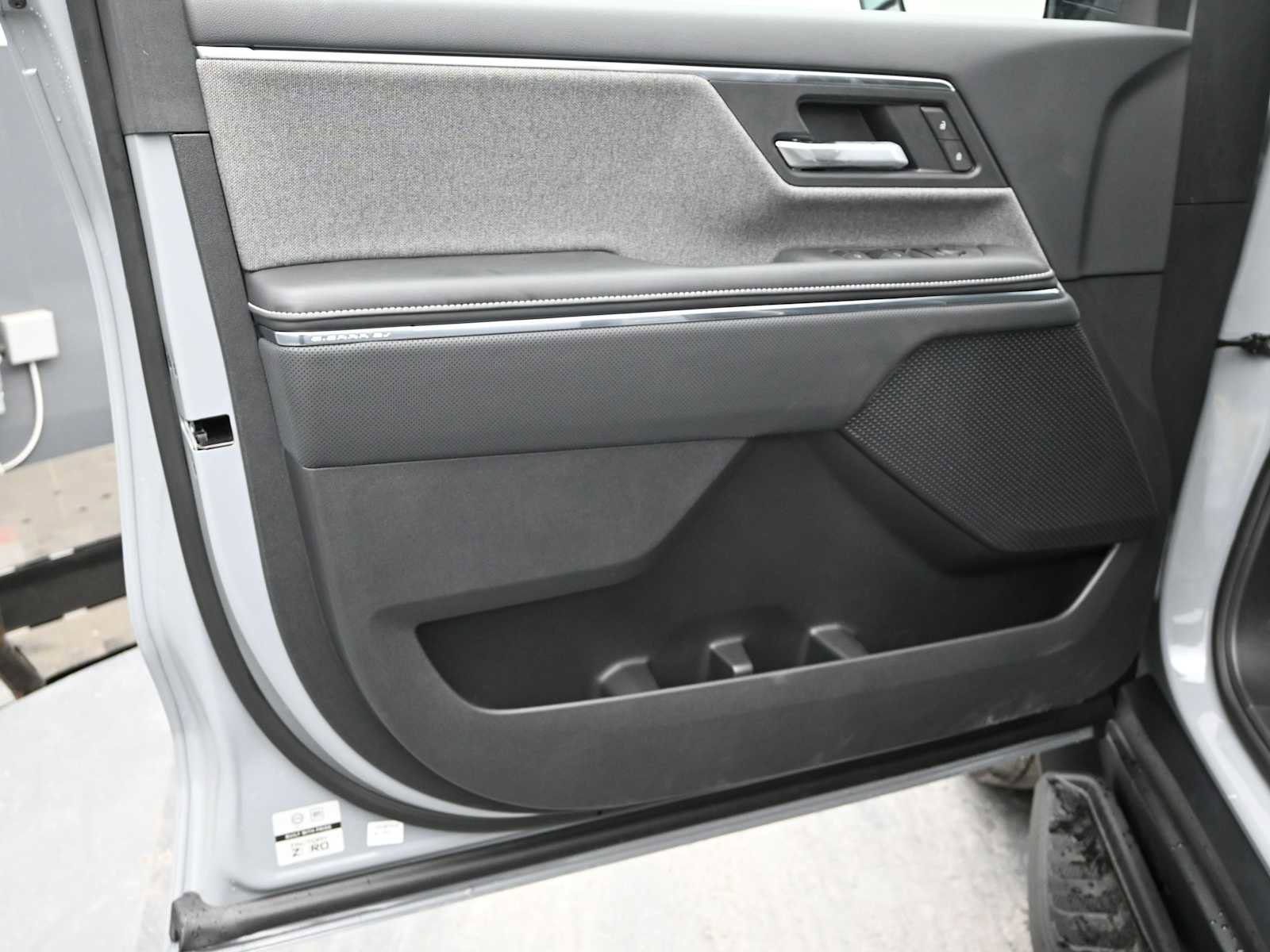 New 2026 GMC Sierra EV Elevation image 23