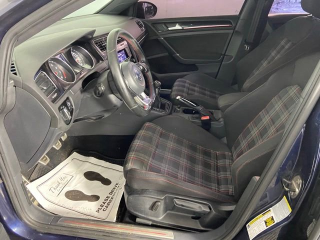 Used 2015 Volkswagen Golf 4-Door image 24