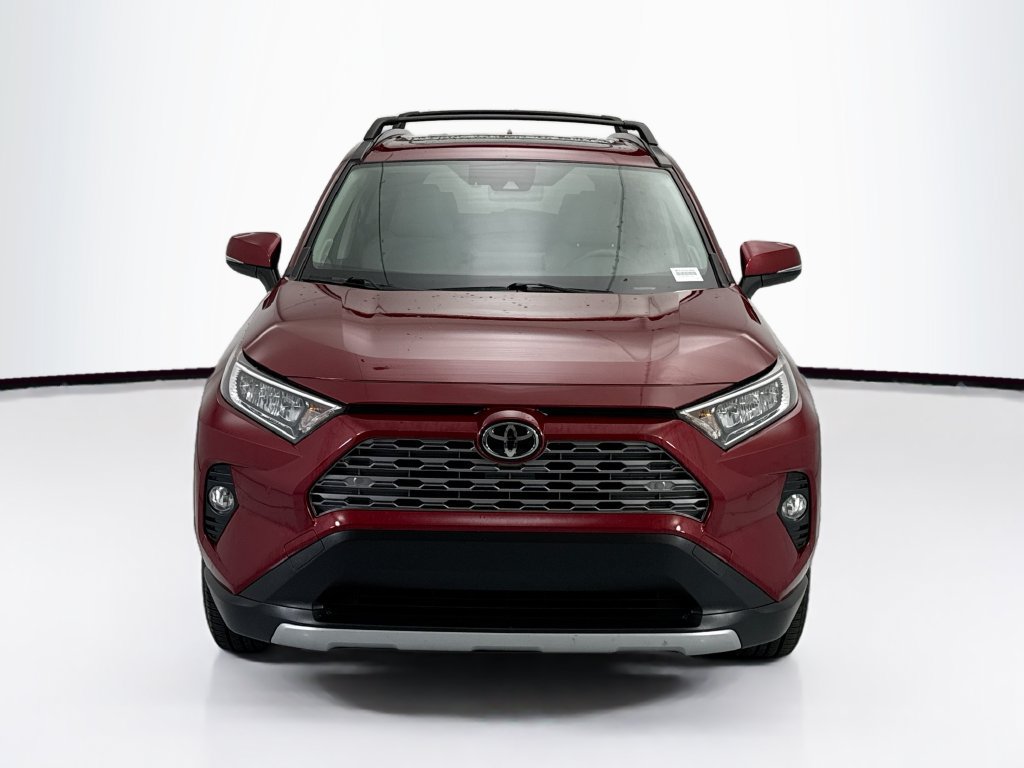 Used 2019 Toyota RAV4 Limited w/ Cold Weather Package FWD image 2