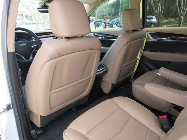 Certified 2025 Cadillac XT6 Sport w/ Platinum Package image 36