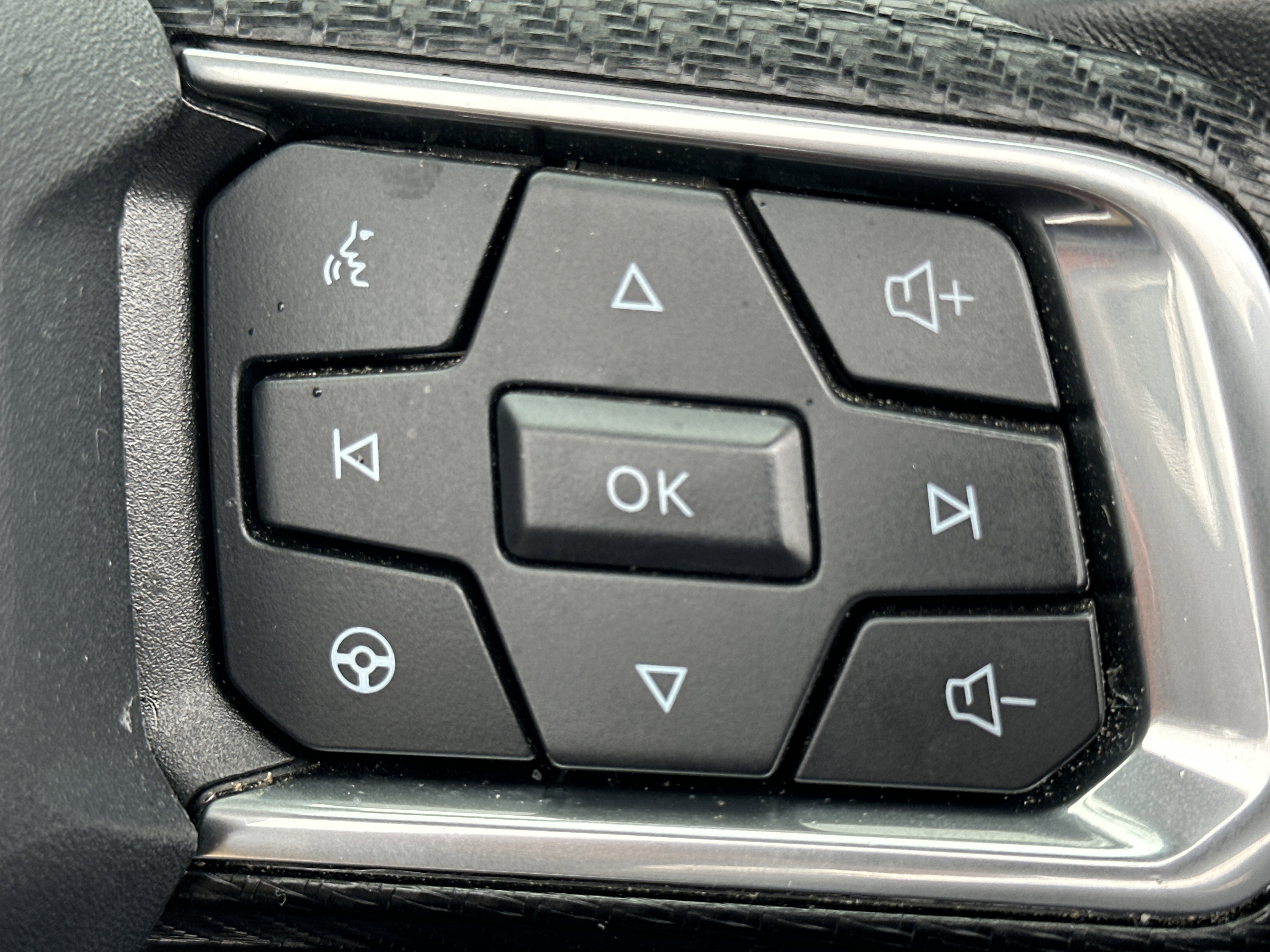 Used 2024 Ford Mustang Premium image 20