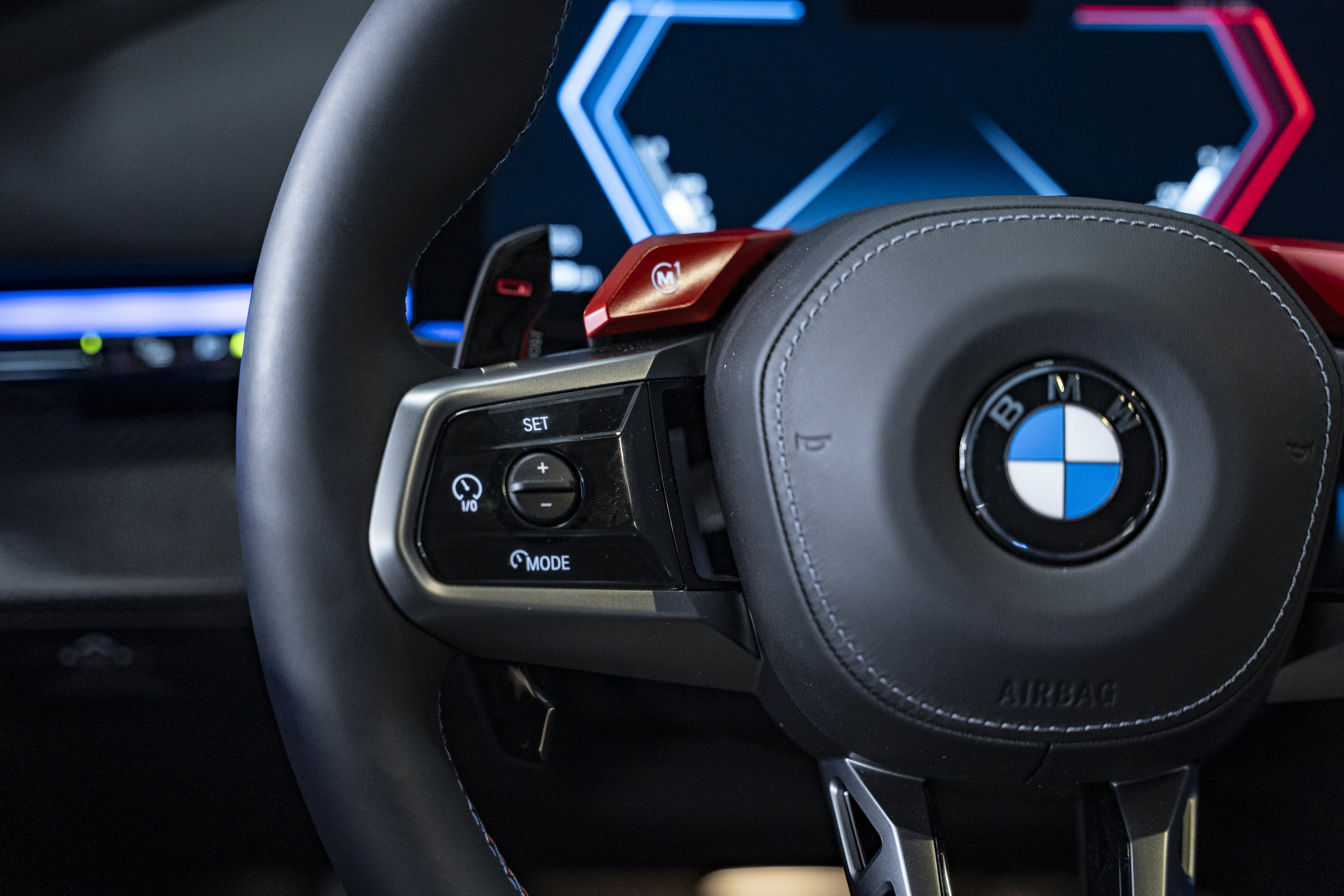 Used 2026 BMW M5 Touring w/ Executive Package AWD/4WD image 36
