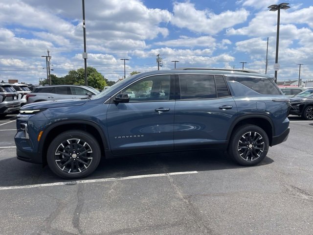 New 2026 Chevrolet Traverse LT w/ Sun and Wheel Package image 4