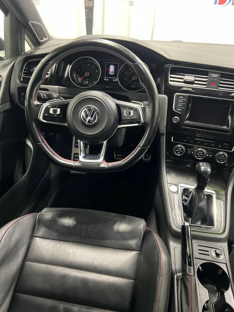 Used 2015 Volkswagen GTI 4-Door FWD image 15
