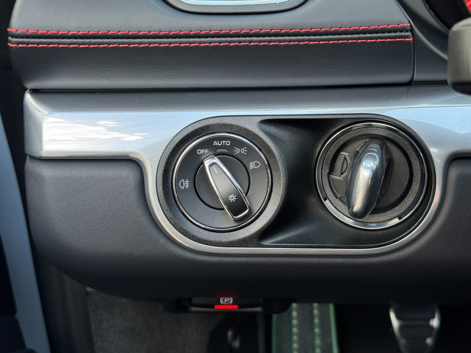 Used 2025 Porsche 718 Boxster GTS RWD image 18