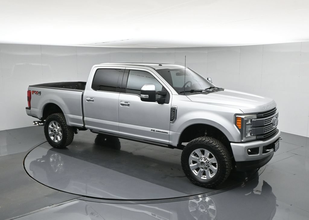 Used 2017 Ford F250 Platinum w/ Platinum Ultimate Package AWD/4WD image 45
