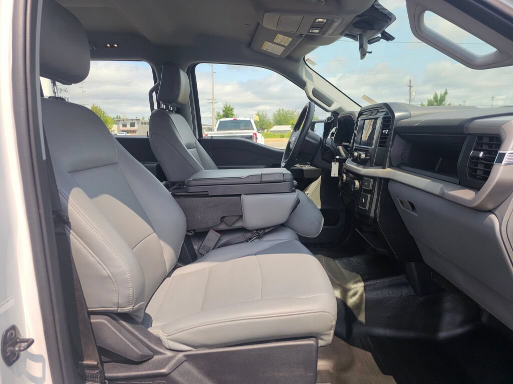 Used 2022 Ford F150 XL w/ Equipment Group 101A High AWD/4WD image 12