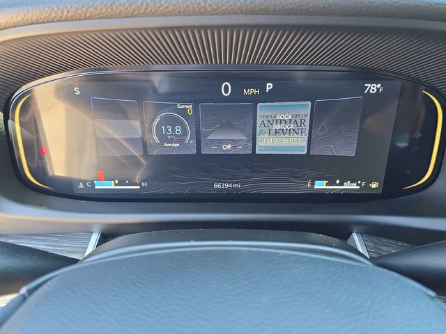 Certified 2024 Jeep Wagoneer Series II w/ Flexible Seating Group image 27