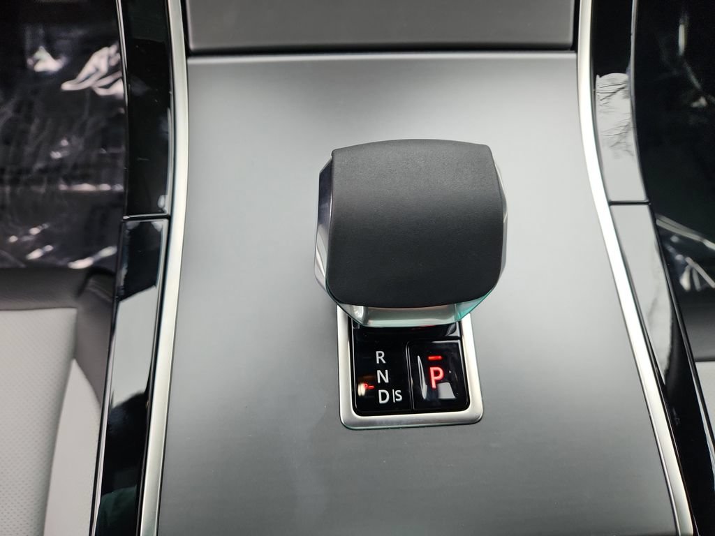 Certified 2026 Land Rover Range Rover Velar S AWD/4WD image 16