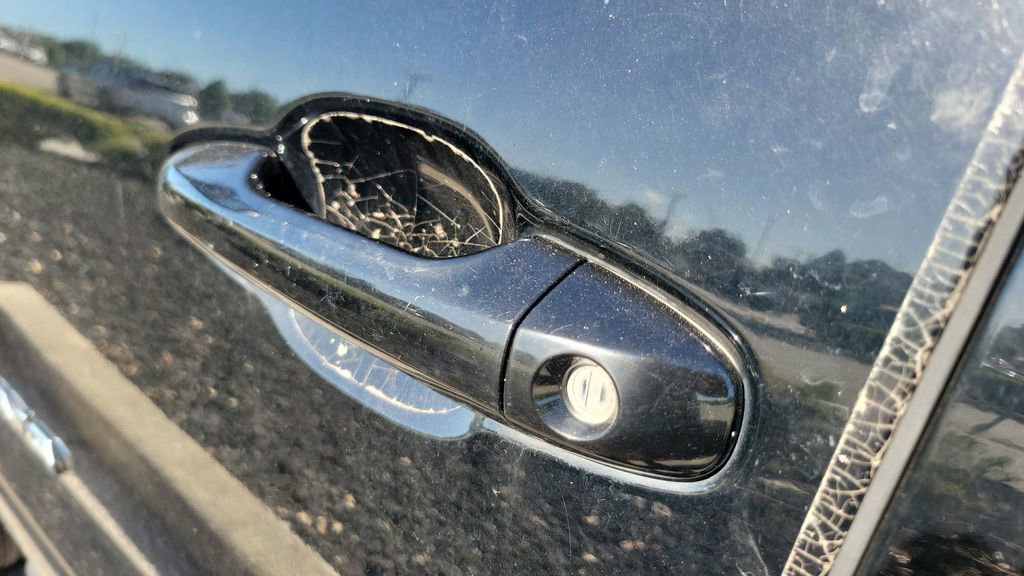 Used 2017 Toyota Tacoma SR5 w/ Tow Package image 6