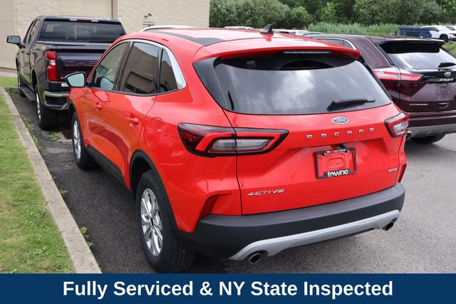 Used 2024 Ford Escape Active AWD/4WD image 2