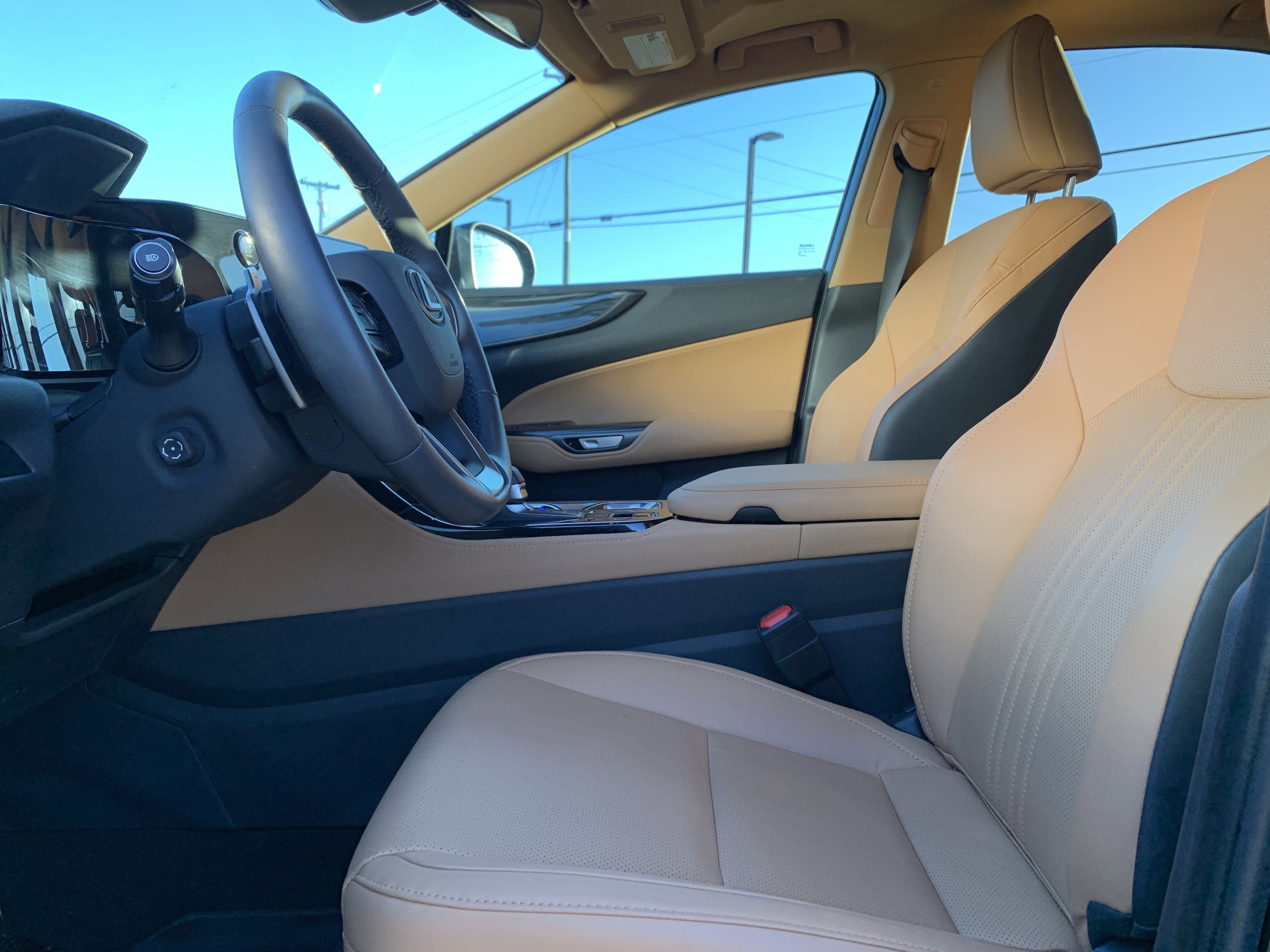 Used 2025 Lexus NX 350 350 Premium image 16