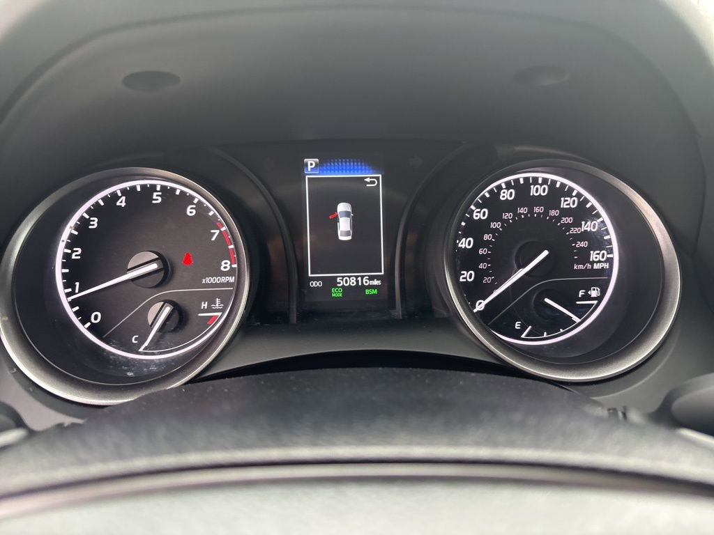 Used 2024 Toyota Camry SE w/ Cold Weather Package FWD image 17