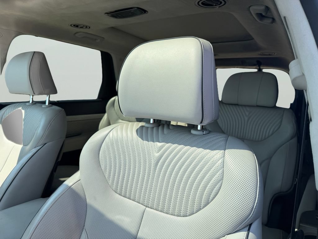 Used 2024 Hyundai Palisade Calligraphy FWD image 19