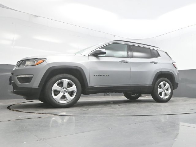 Used 2021 Jeep Compass Latitude w/ Convenience Group AWD/4WD image 34