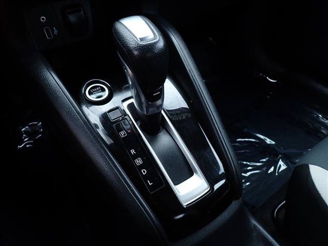 Used 2020 Nissan Versa SV FWD image 14